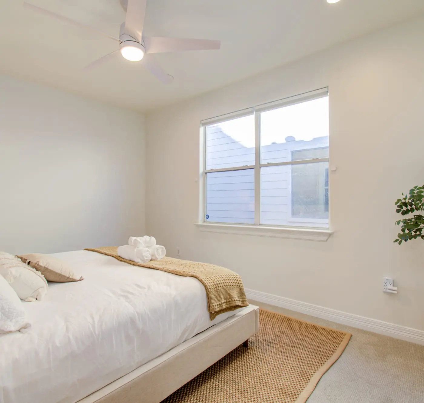 Best of Midtown-3 Bedrooms, Minutes to Attractions