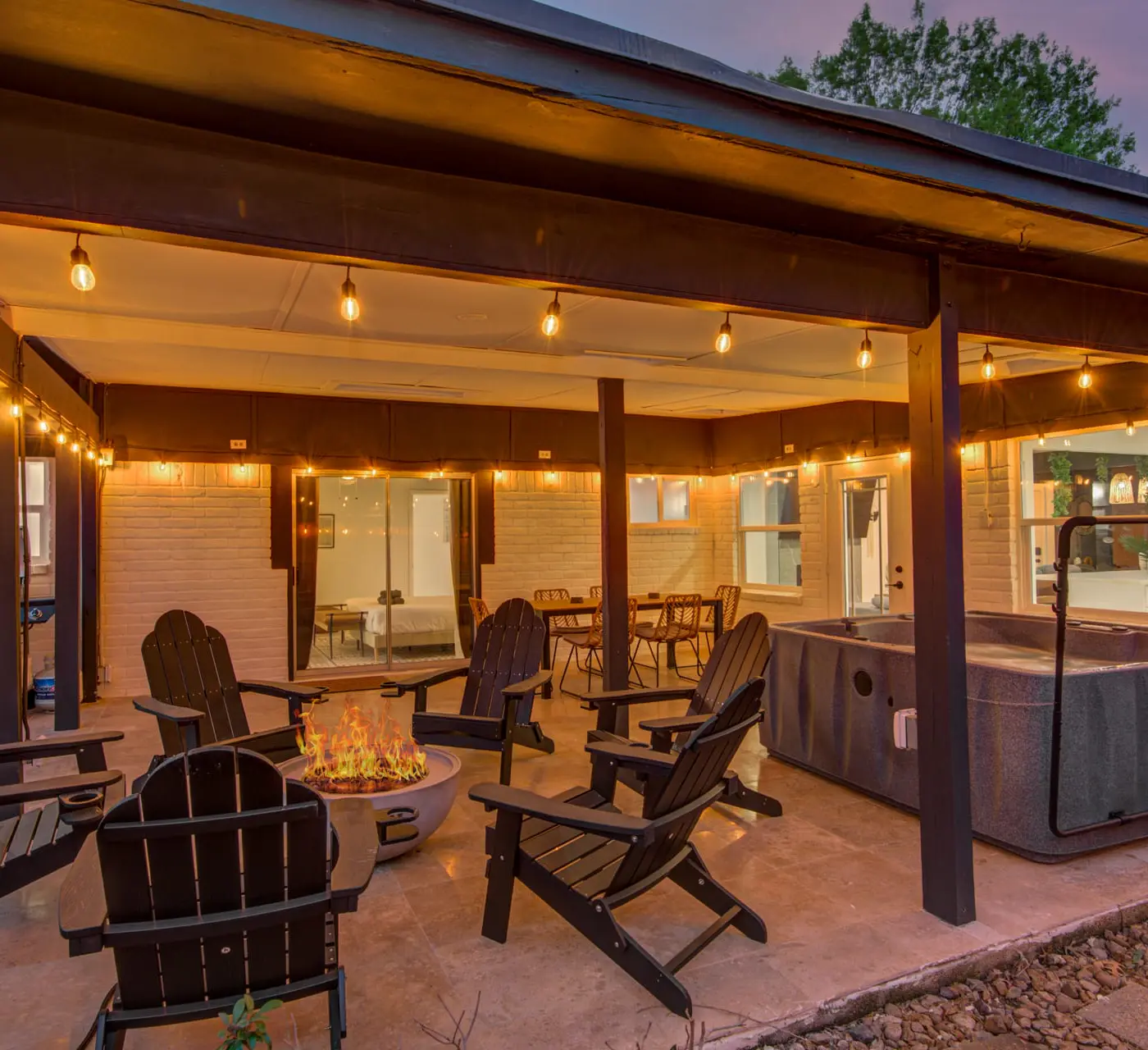 Spring Branch Getaway Feat 5BD, Pool, Hot tub