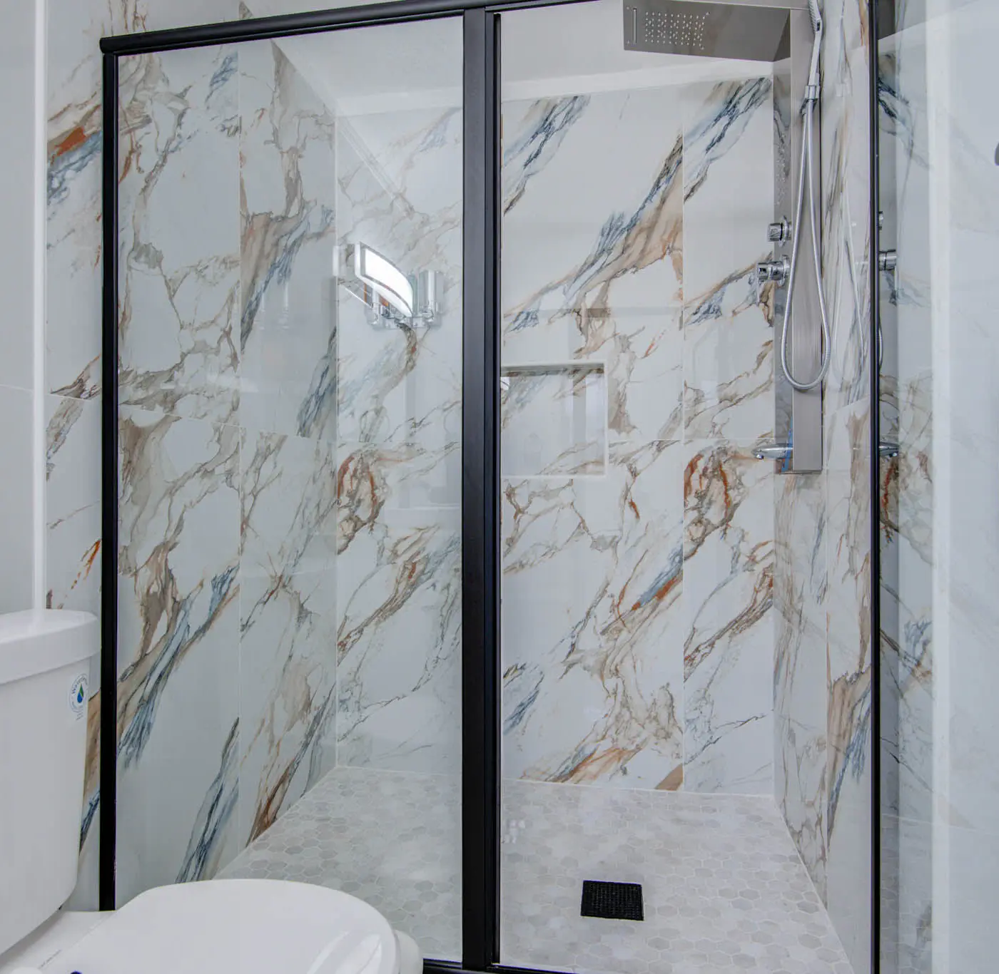 Spring Branch Getaway Feat 5BD, Pool, Hot tub