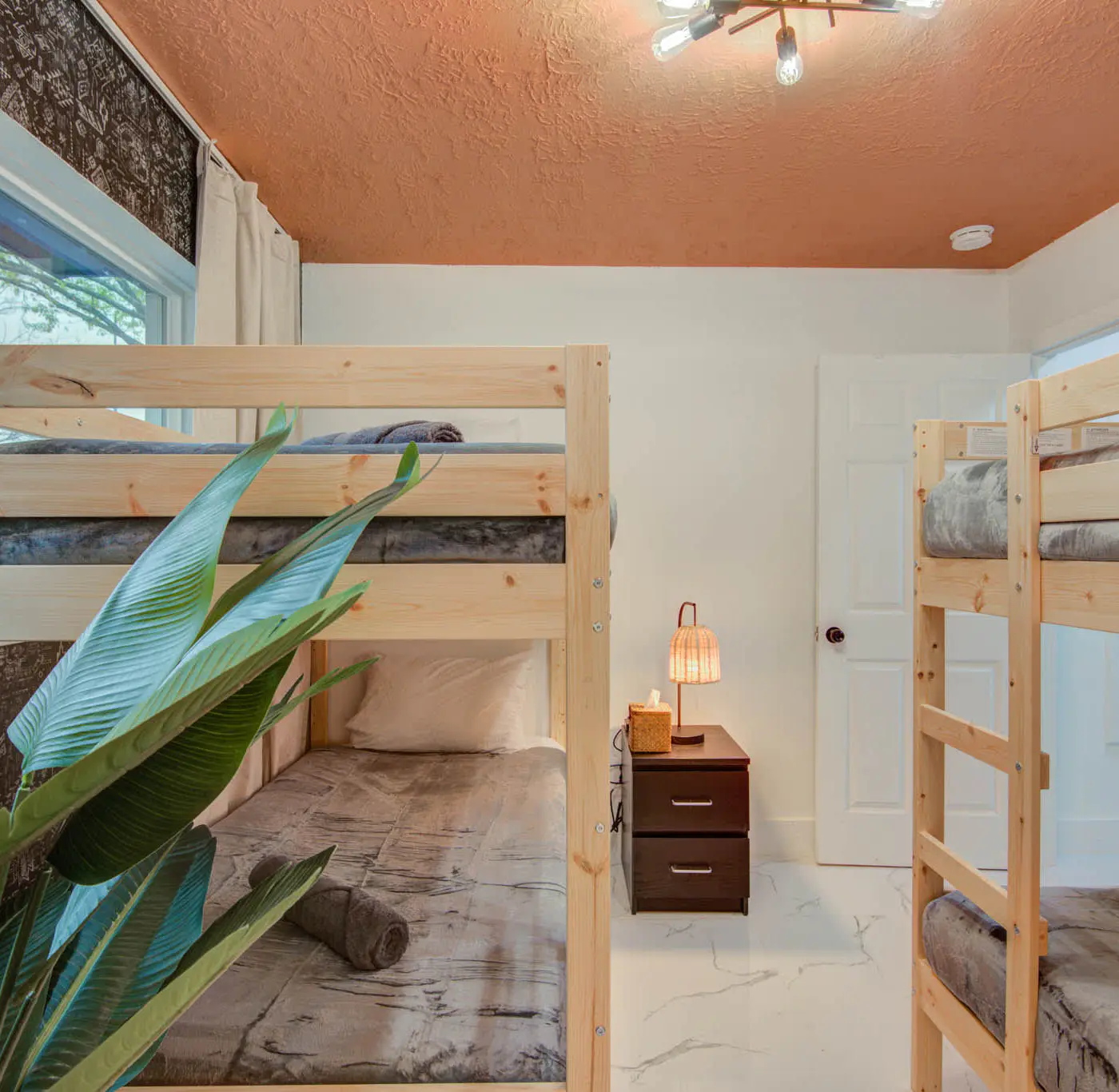 Spring Branch Getaway Feat 5BD, Pool, Hot tub