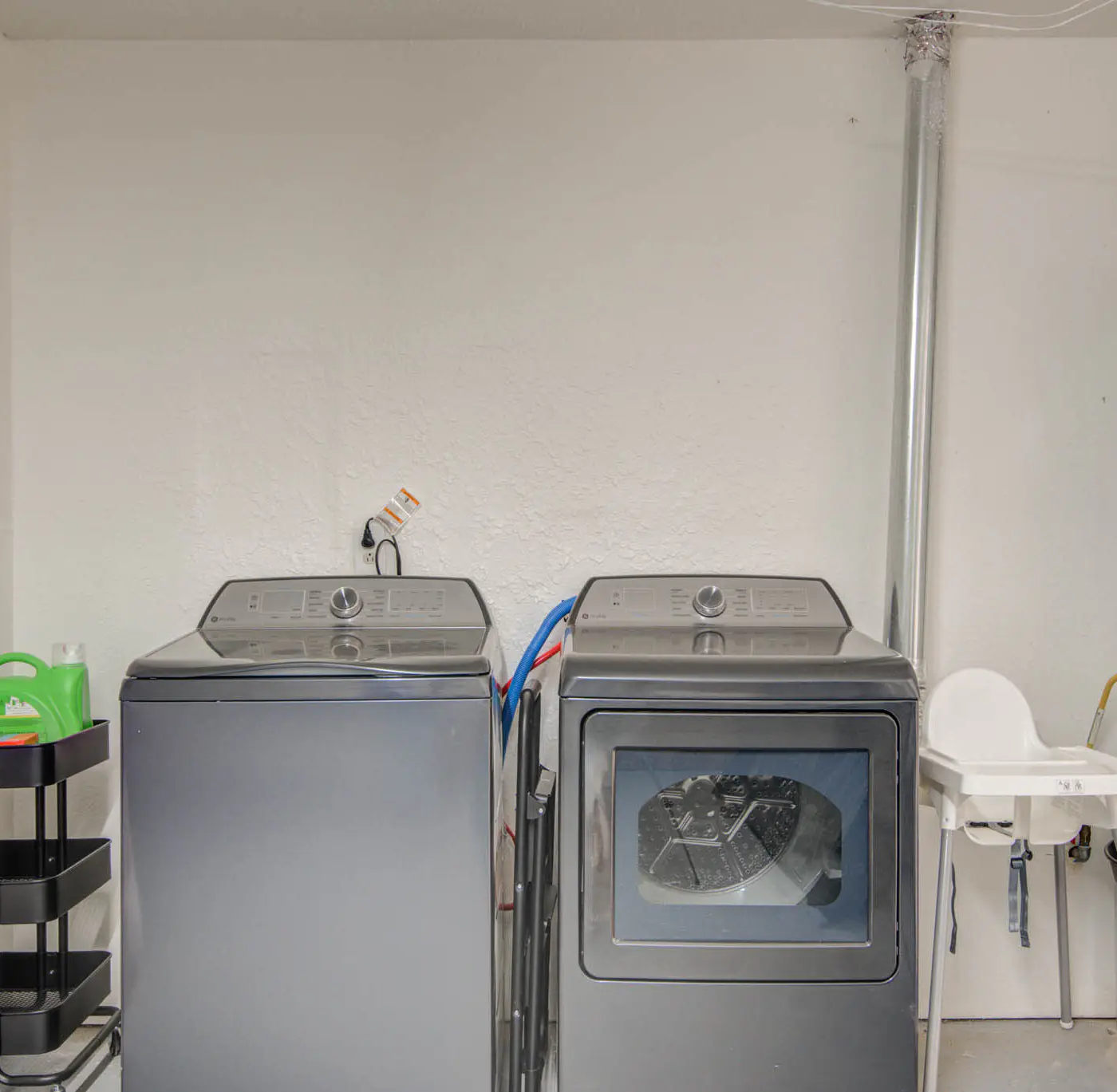 Spring Branch Getaway Feat 5BD, Pool, Hot tub