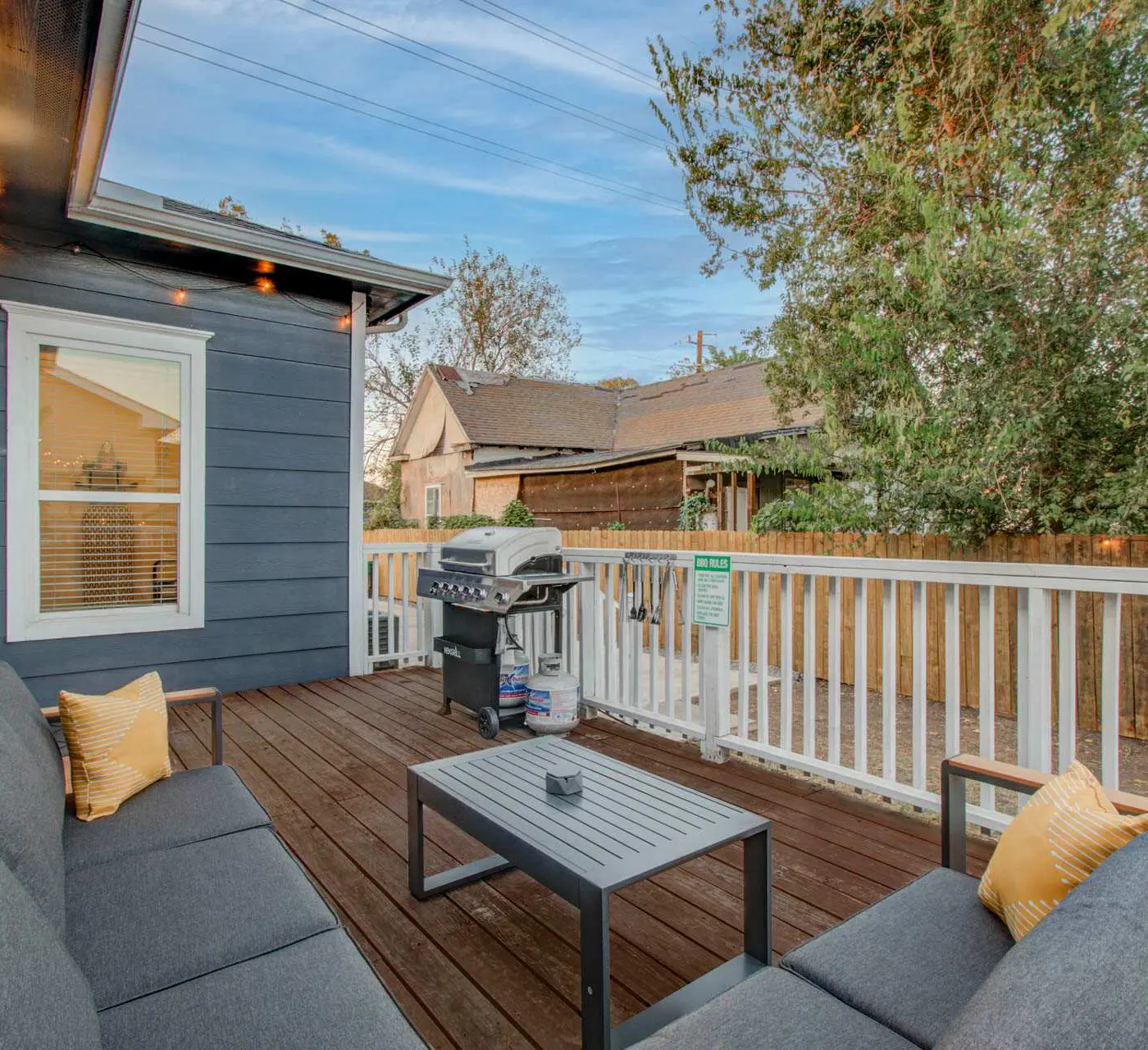 3BD Historic Charm x Modern Amenities w Hot Tub