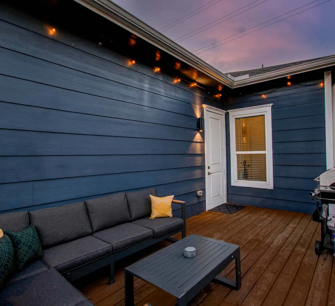 3BD Historic Charm x Modern Amenities w Hot Tub