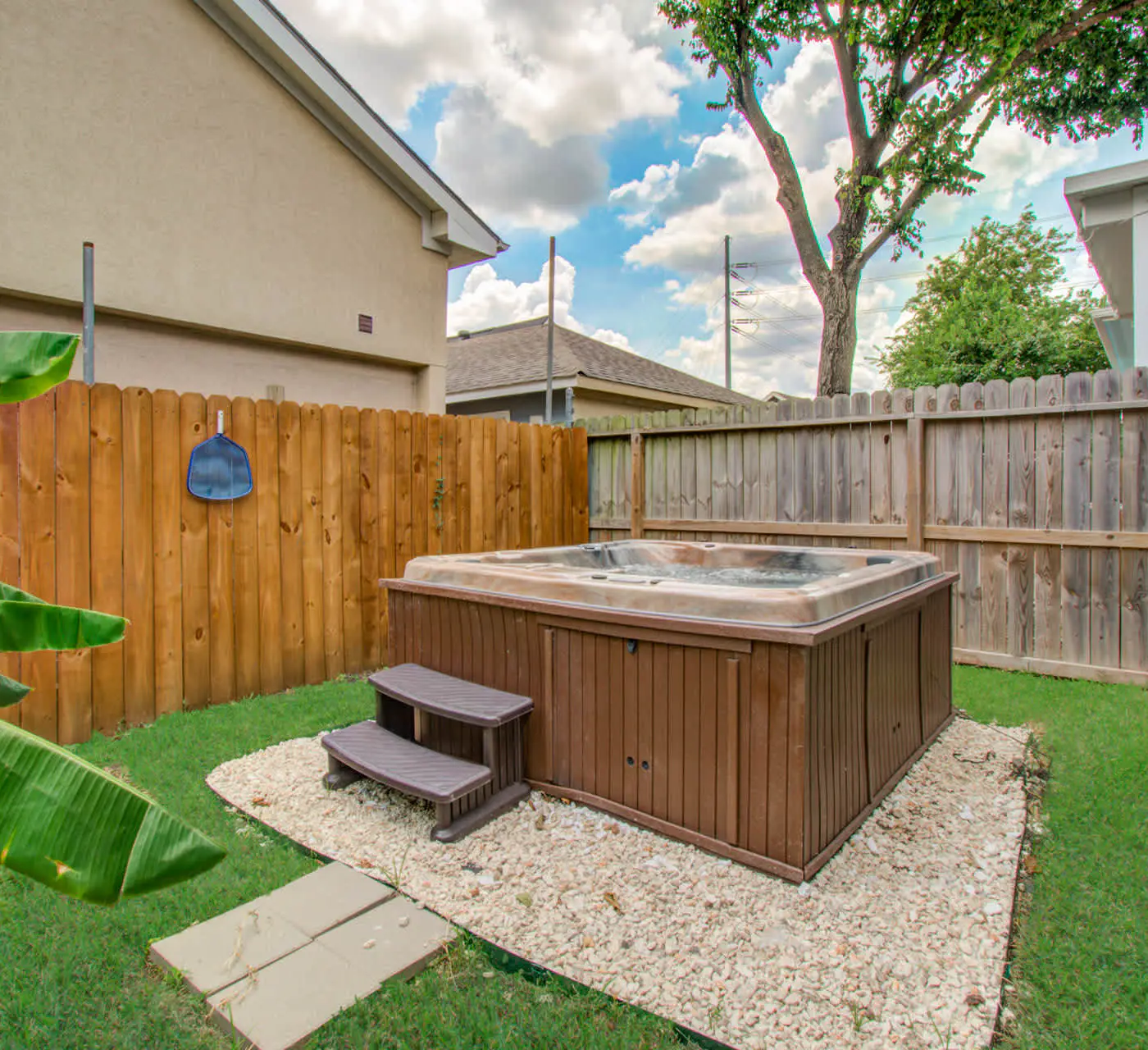 3BD Historic Charm x Modern Amenities w Hot Tub