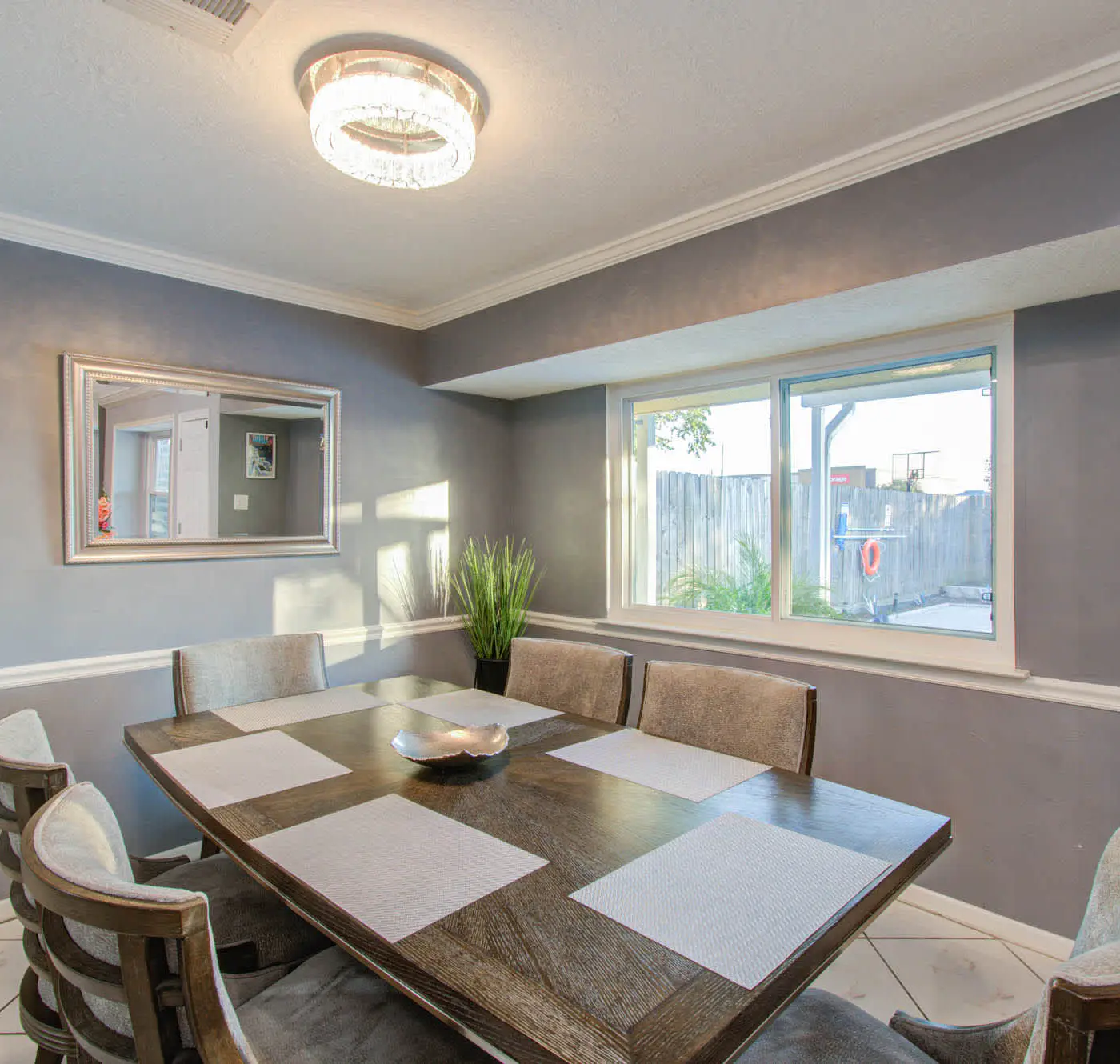 Your Houston Vacation Getaway, 4-BD, Pool, Patio