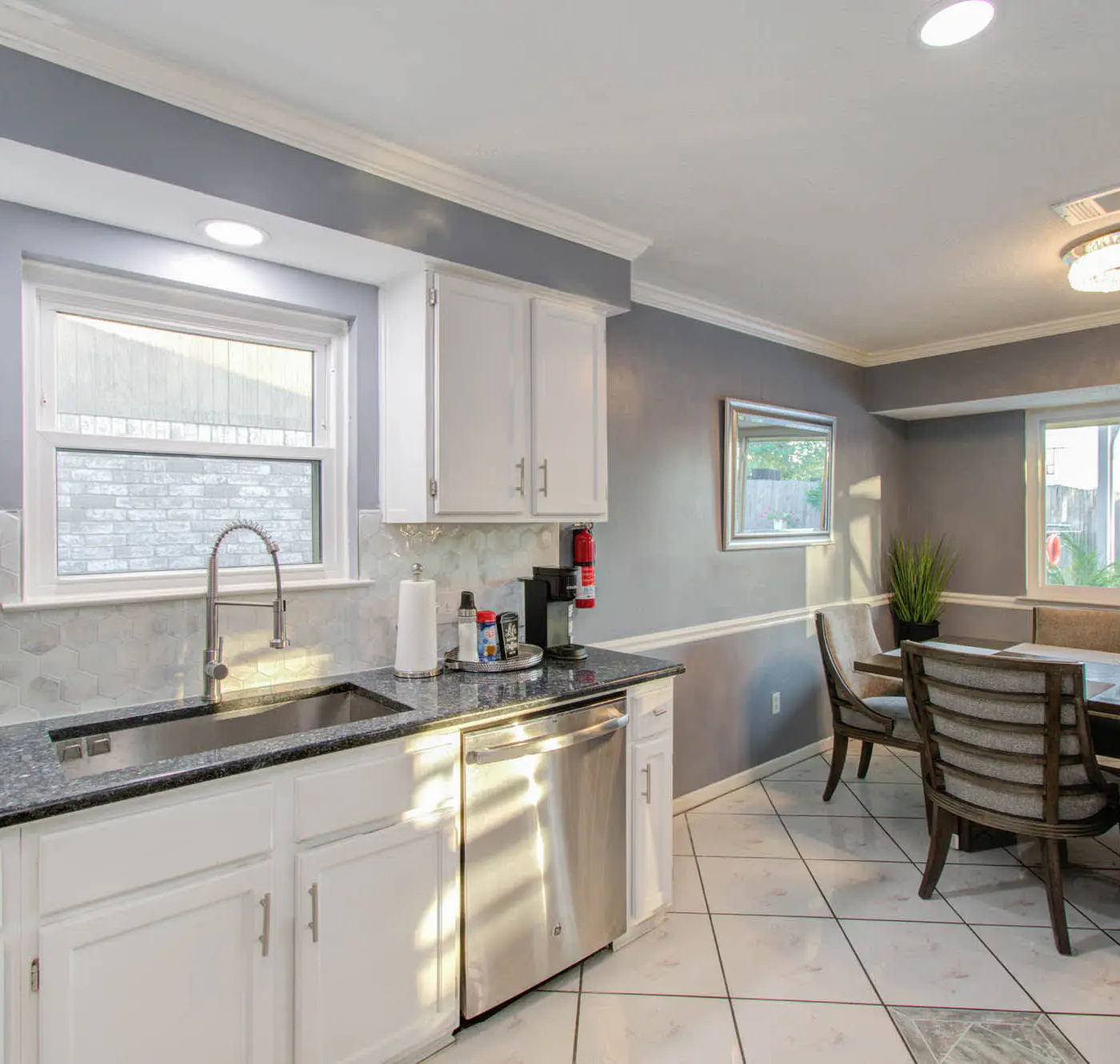 Your Houston Vacation Getaway, 4-BD, Pool, Patio