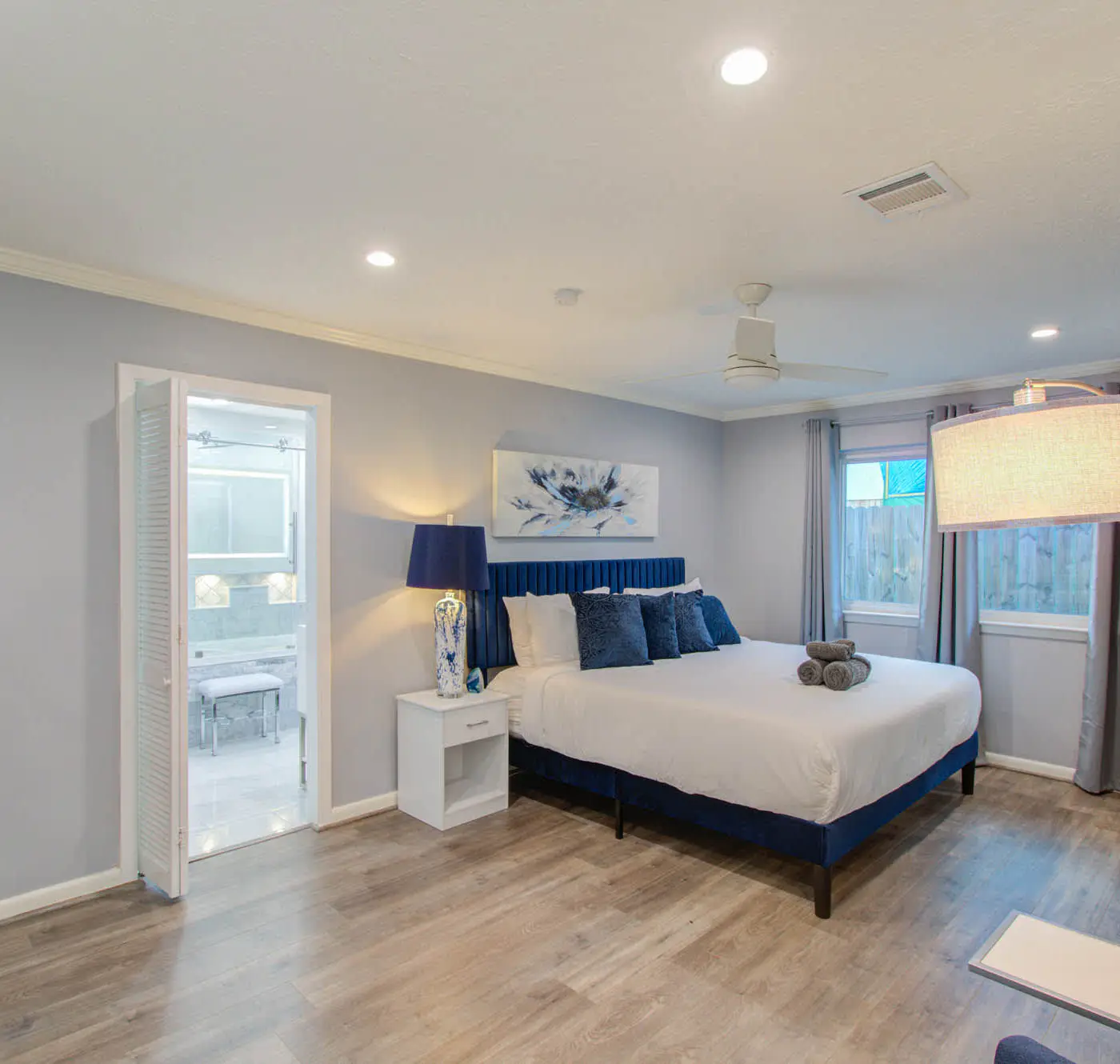 Your Houston Vacation Getaway, 4-BD, Pool, Patio