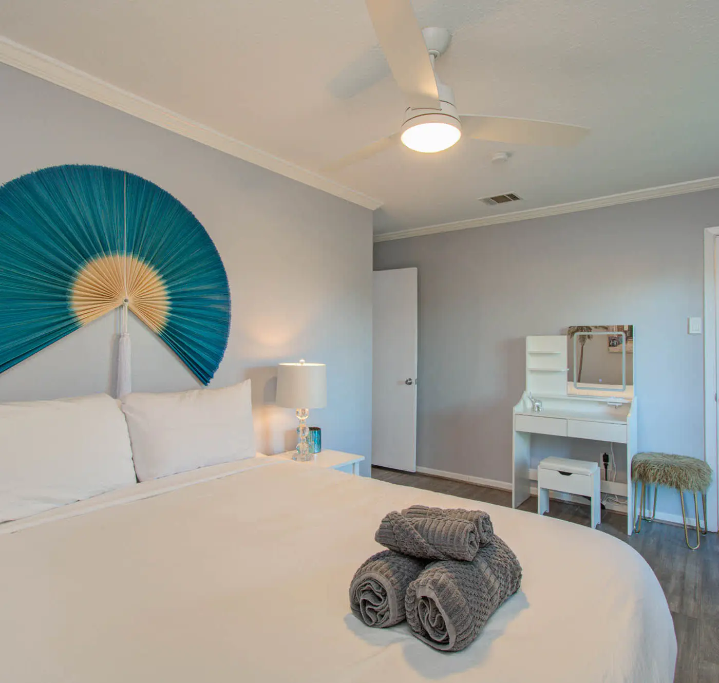 Your Houston Vacation Getaway, 4-BD, Pool, Patio