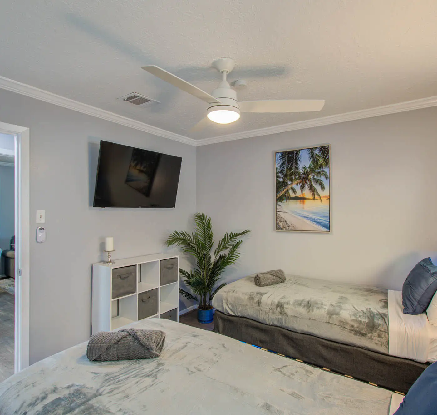 Your Houston Vacation Getaway, 4-BD, Pool, Patio