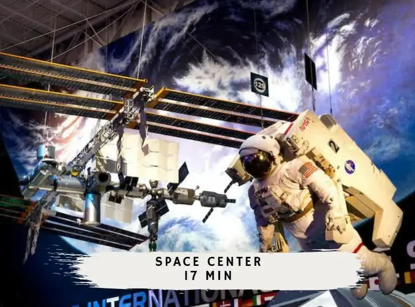 Your Houston Vacation Getaway, 4-BD, Pool, Patio