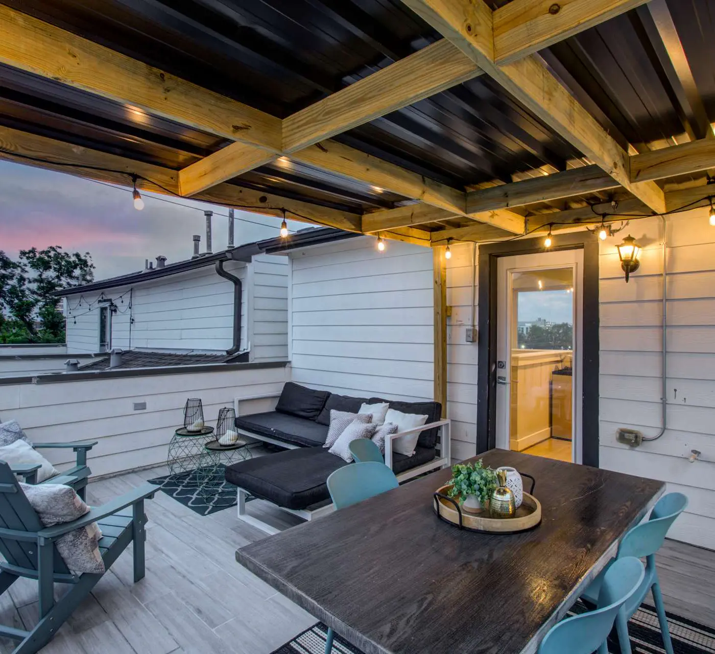 Modern Luxury 3-BD, Mins to DT w Rooftop