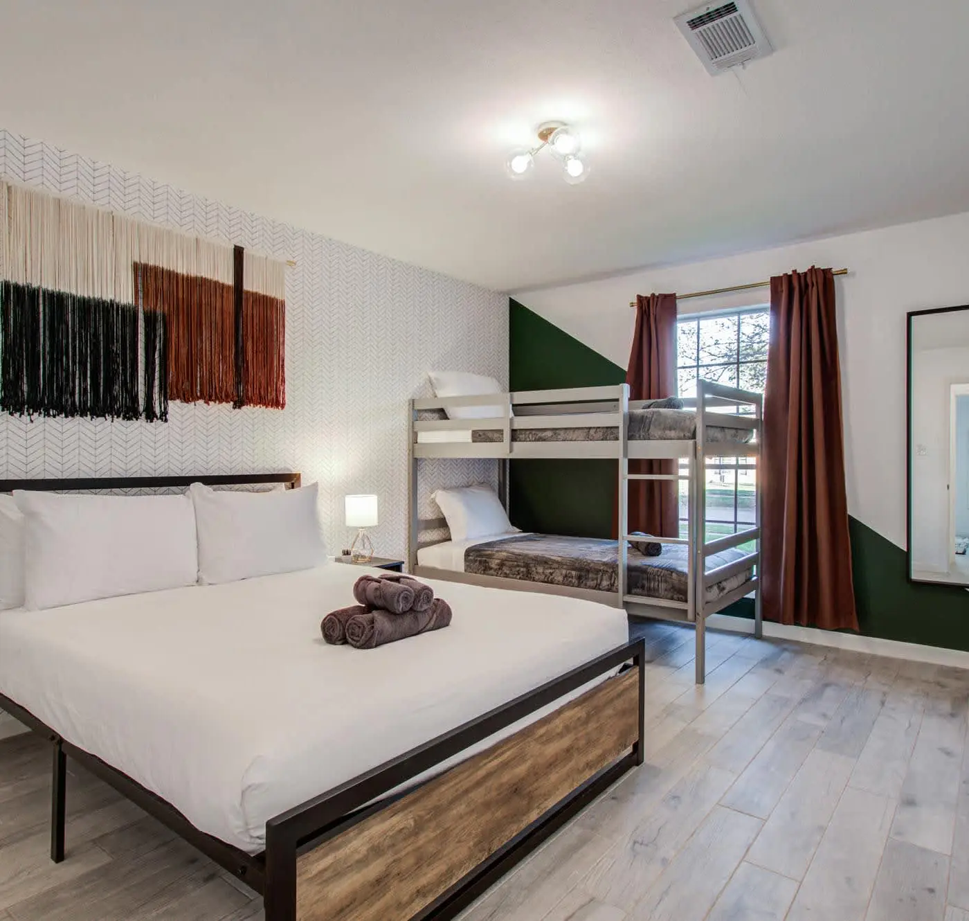 5-BD,2-BA Tranquil Retreat ft Jacuzzi & Playground