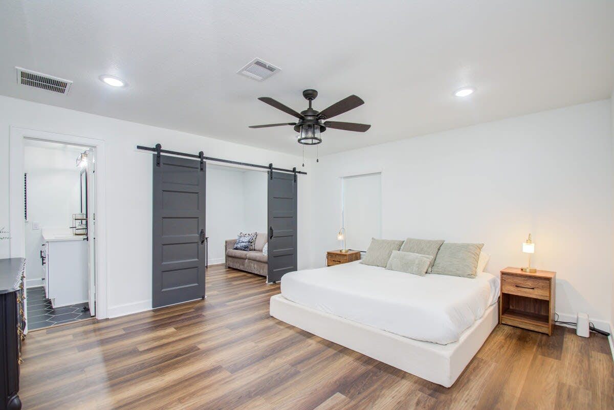 3 beds Houston HOME, Close NRG Stadium & Rodeo