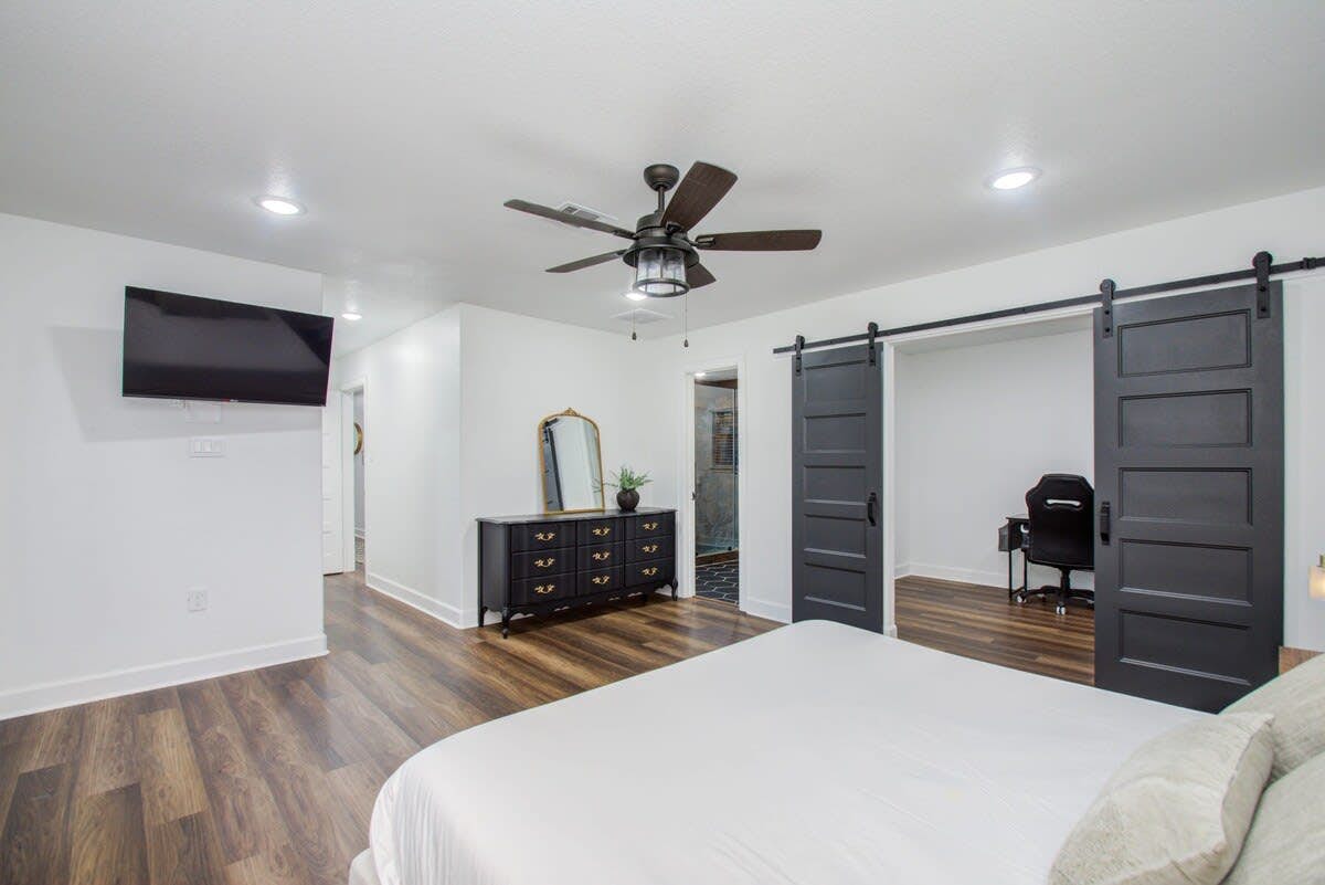 3 beds Houston HOME, Close NRG Stadium & Rodeo