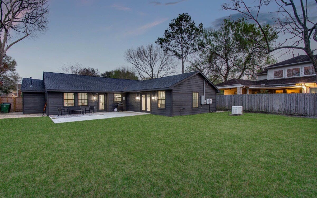 3 beds Houston HOME, Close NRG Stadium & Rodeo