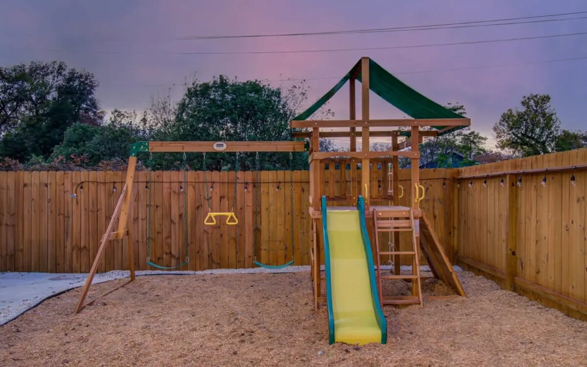 Heart of Houston - 2-BD/1-BA with Grill