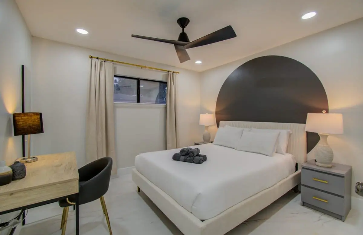 Central Convenience x Modern Luxury - Heart of Houston