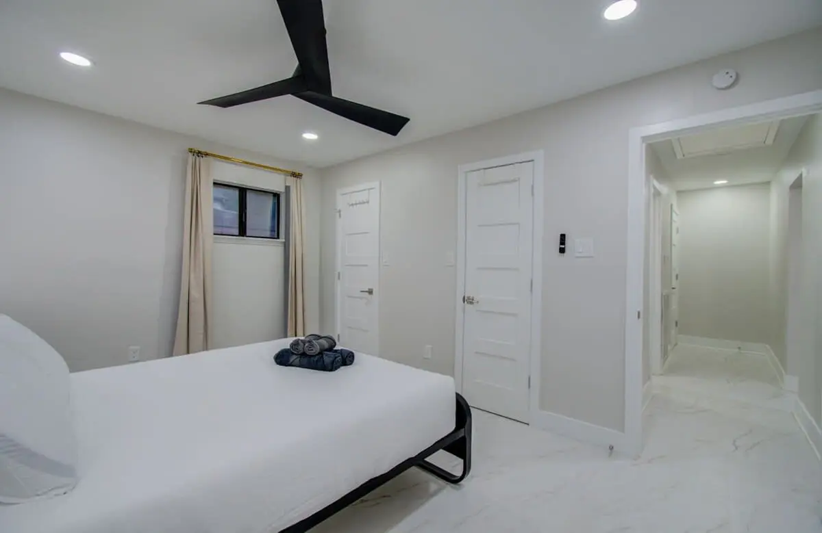 Central Convenience x Modern Luxury - Heart of Houston