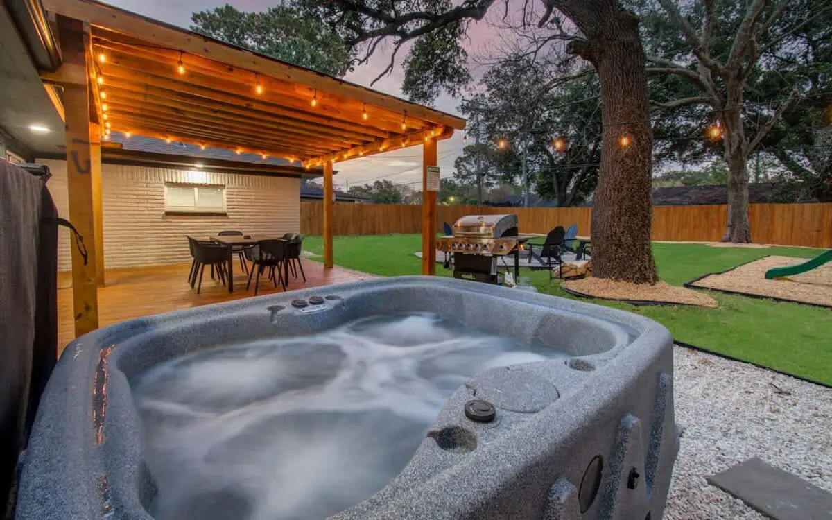 Central Convenience x Modern Luxury - Heart of Houston