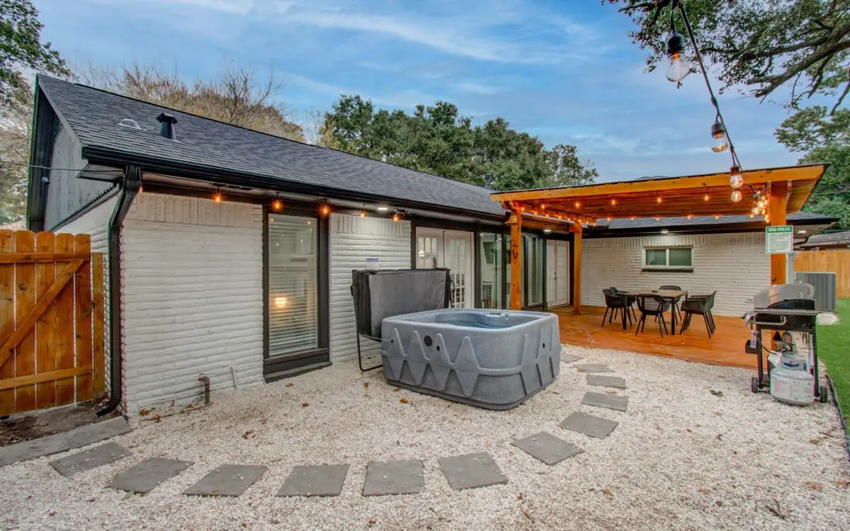 Central Convenience x Modern Luxury - Heart of Houston