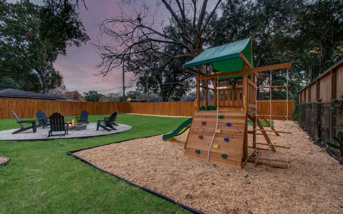 Central Convenience x Modern Luxury - Heart of Houston