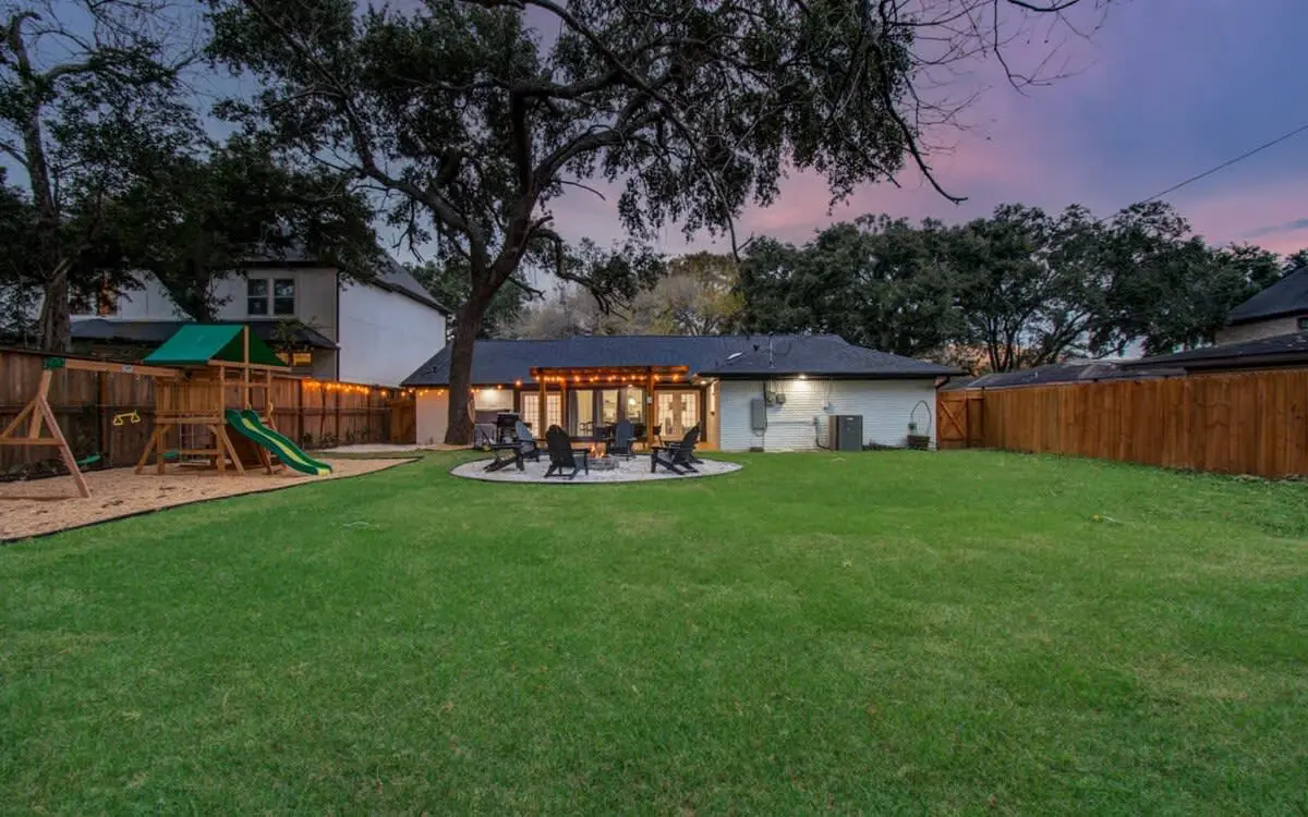 Central Convenience x Modern Luxury - Heart of Houston