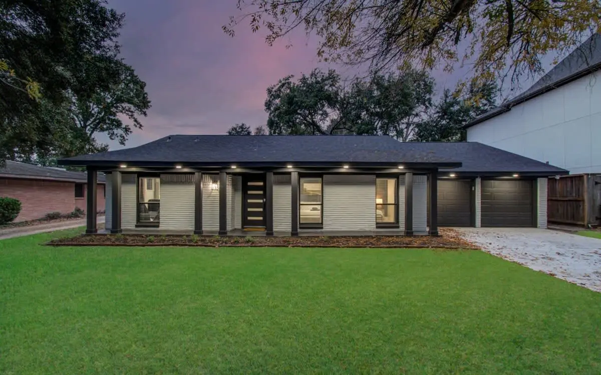 Central Convenience x Modern Luxury - Heart of Houston