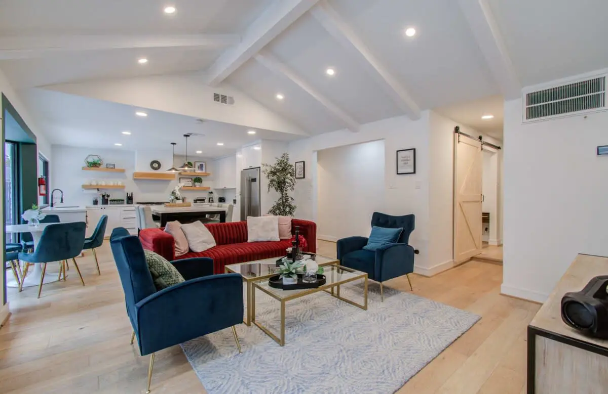 Spring Branch Paradise, 4-BD Backyard Pool Oasis