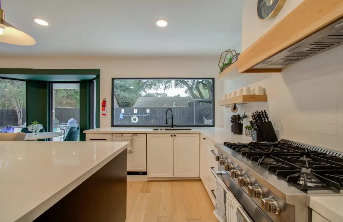 Spring Branch Paradise, 4-BD Backyard Pool Oasis