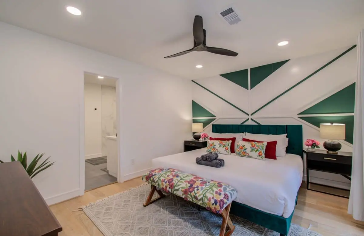 Spring Branch Paradise, 4-BD Backyard Pool Oasis