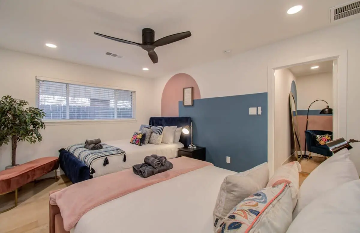 Spring Branch Paradise, 4-BD Backyard Pool Oasis