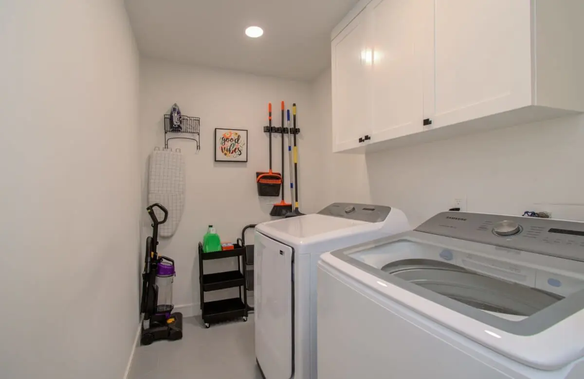 Spring Branch Paradise, 4-BD Backyard Pool Oasis