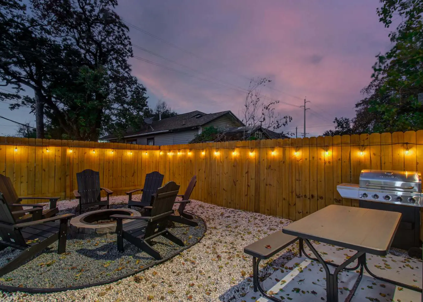 Charming Houston Getaway – 2BD/1BA & Yard