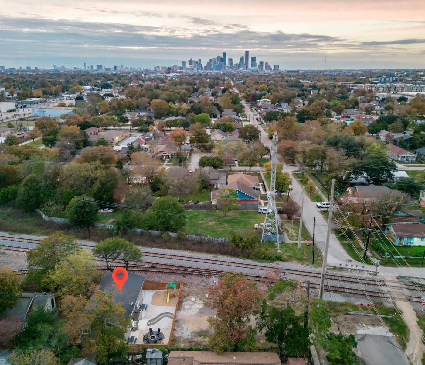 Charming Houston Getaway – 2BD/1BA & Yard