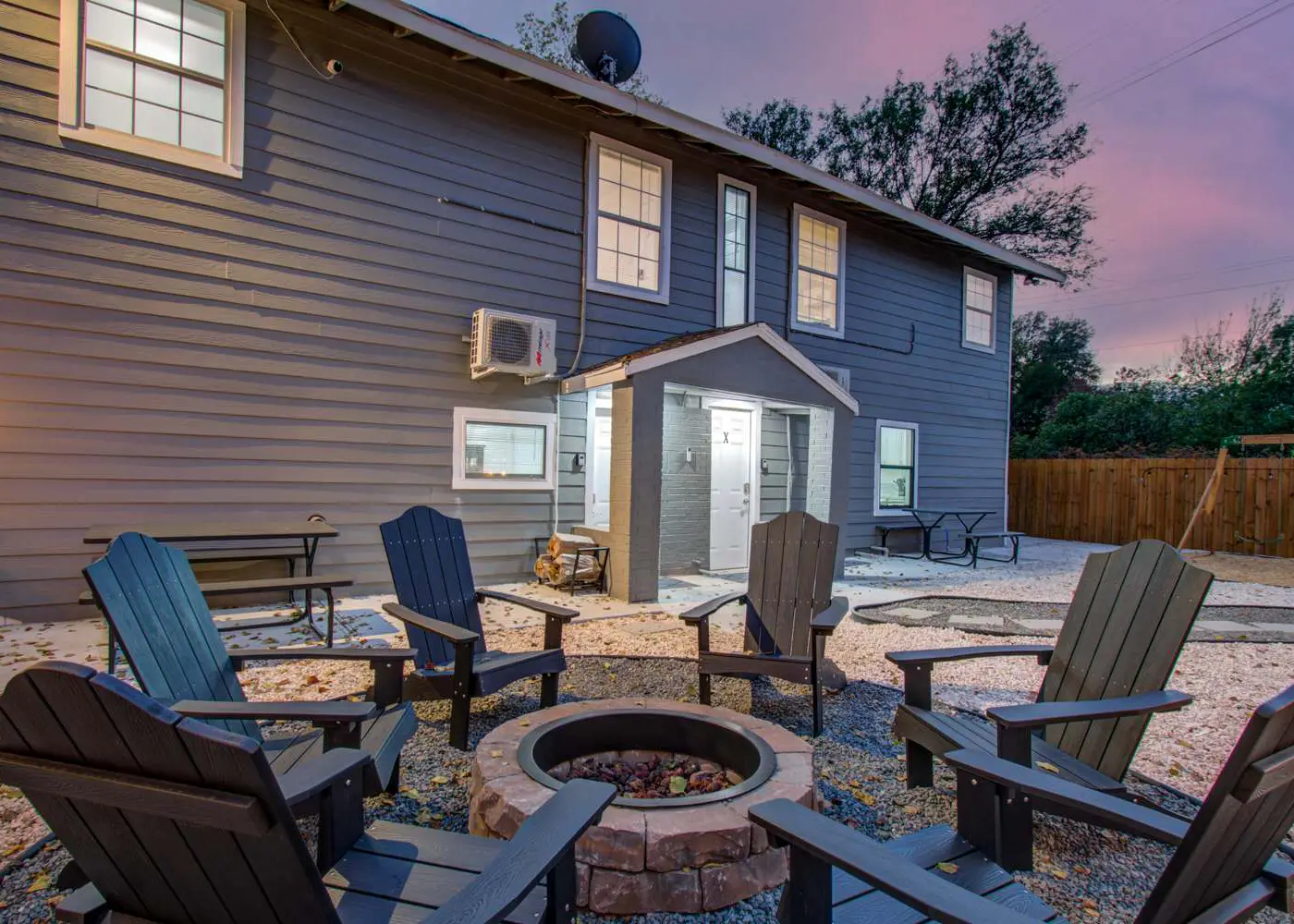 Modern 2BR Houston Stay | Central & Cozy