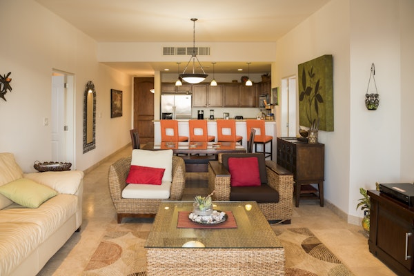 Beautiful condo ocean view at Paraíso del Mar!