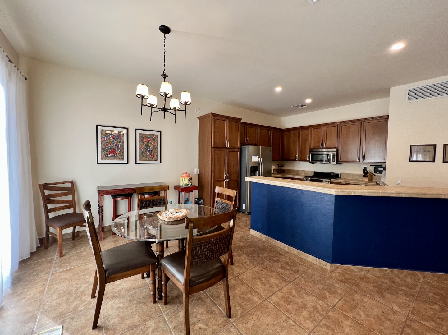 enjoy with your family in this comfy villa.