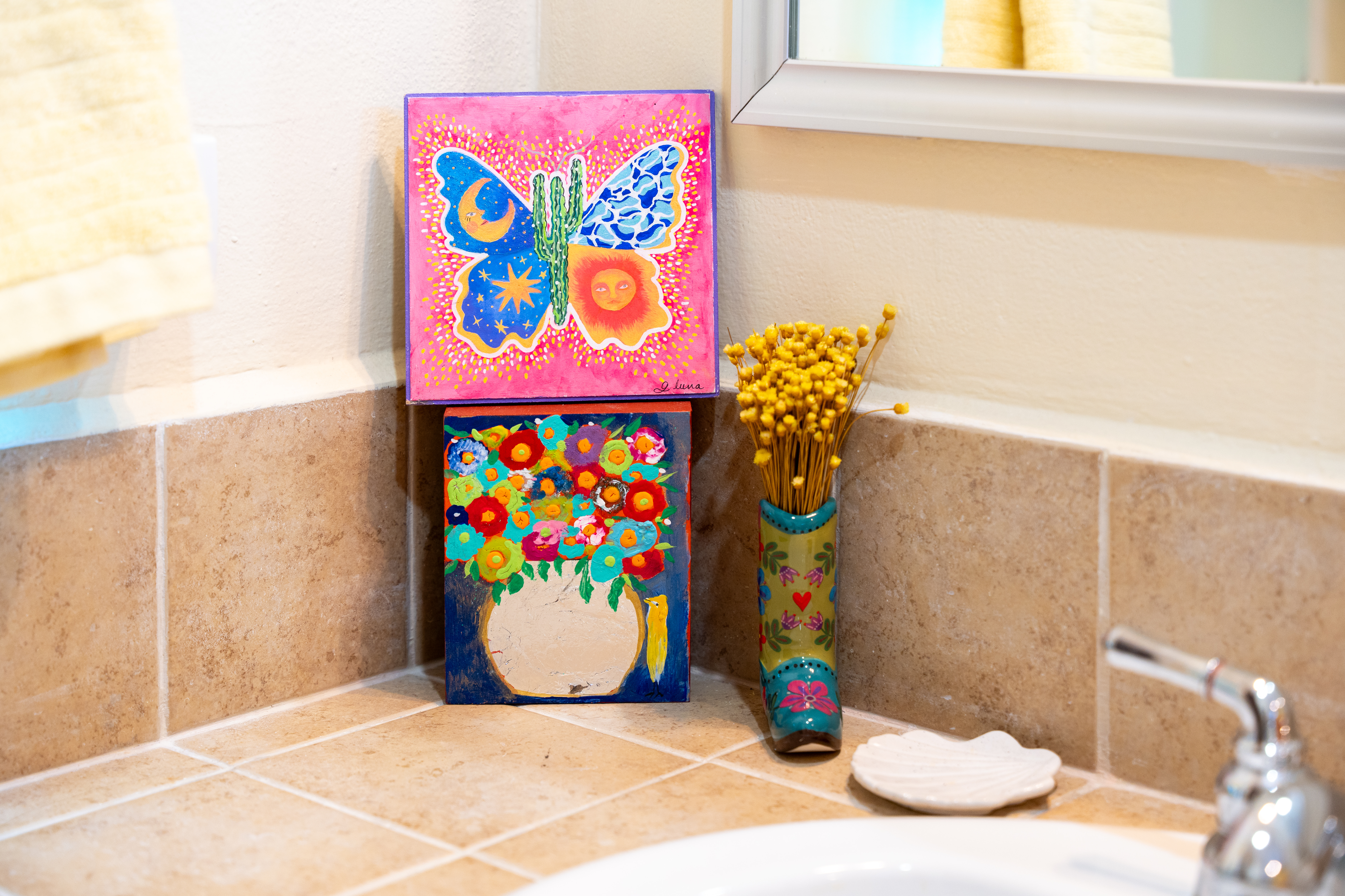 Beautiful & Modern villa with fireplace! v71