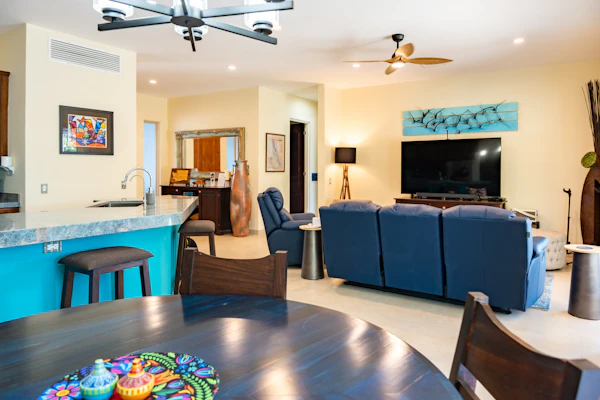 Beautiful & Modern villa with fireplace! v71