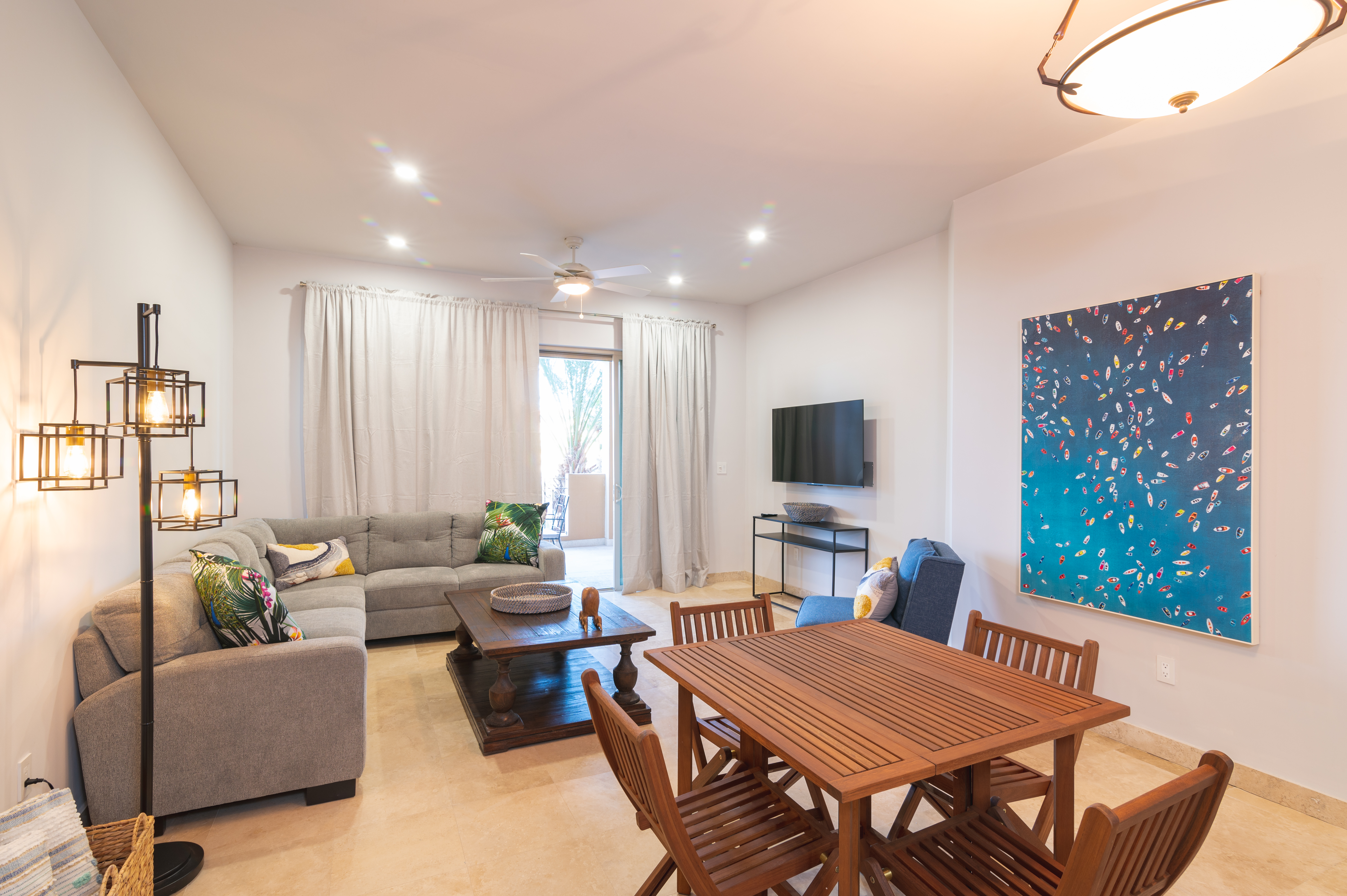 D303 Comfortable 2-bedroom condo