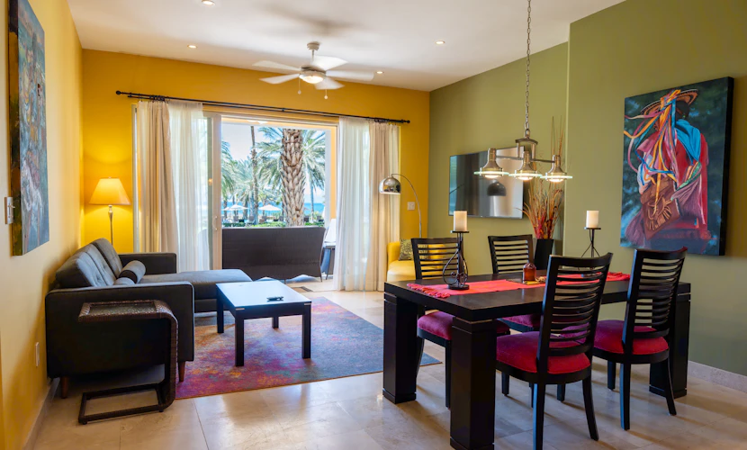 Cozy 2-bedroom condo C103