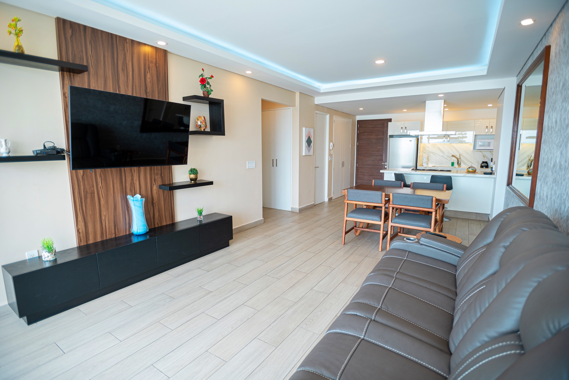 Real View Towers E107