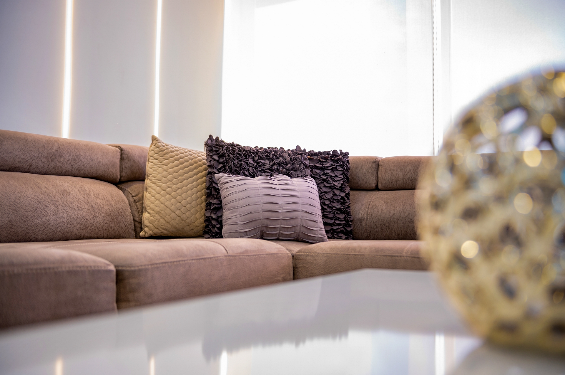 Real View Towers Modern 2BR w/ Pool & King Bed