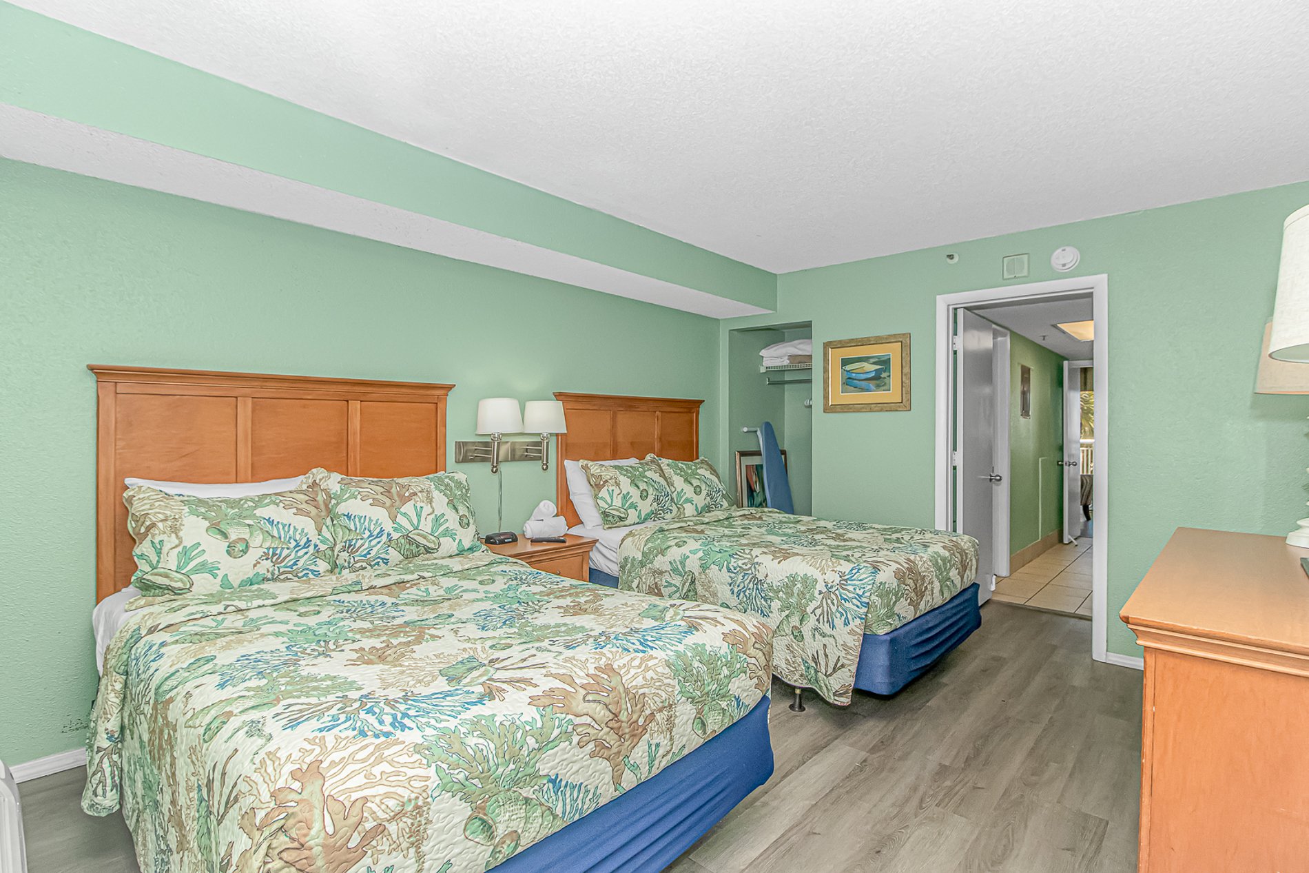 Updated 2nd Floor 1BR for 4! Sailfish 210