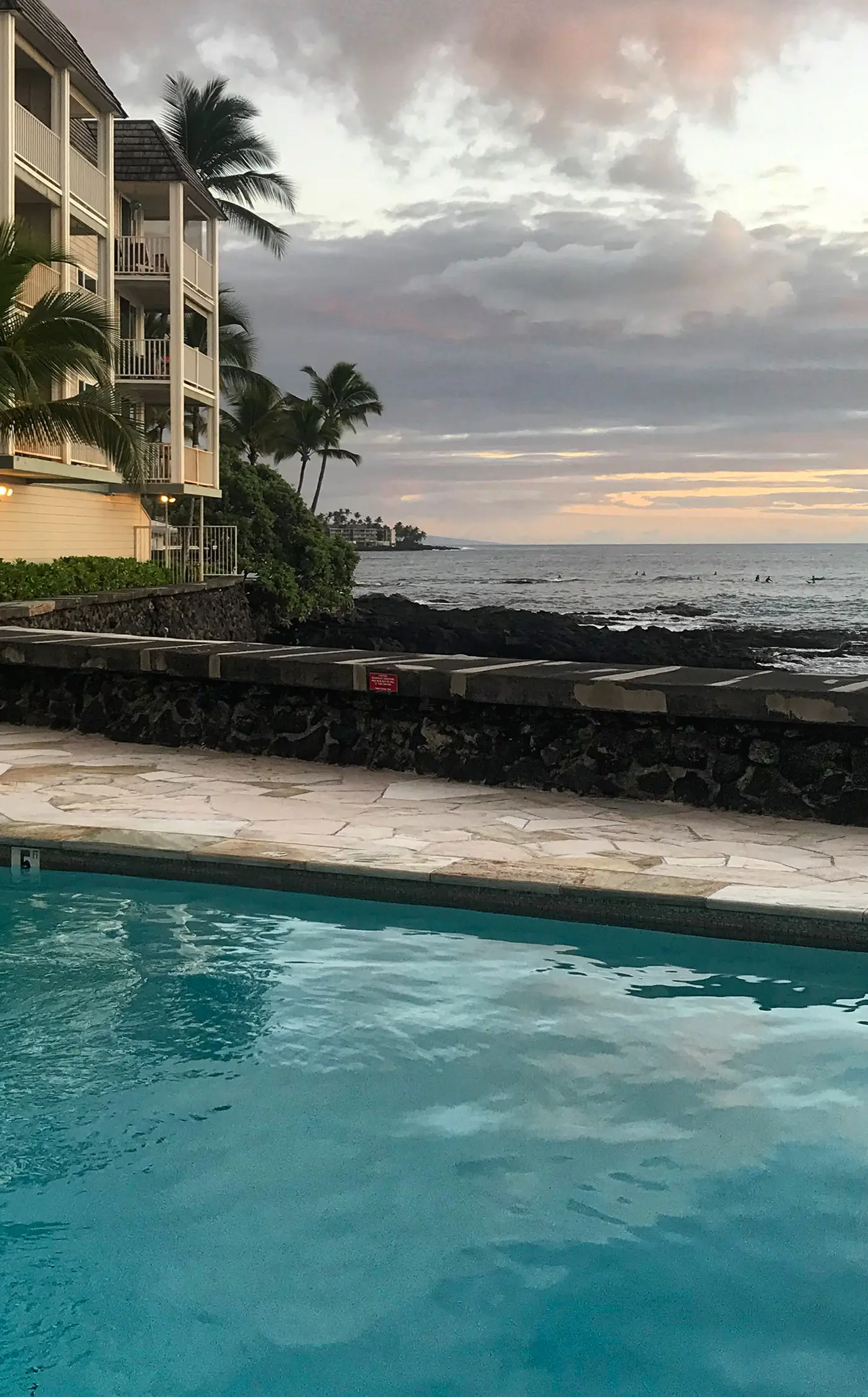 Hale Kona Kai 305