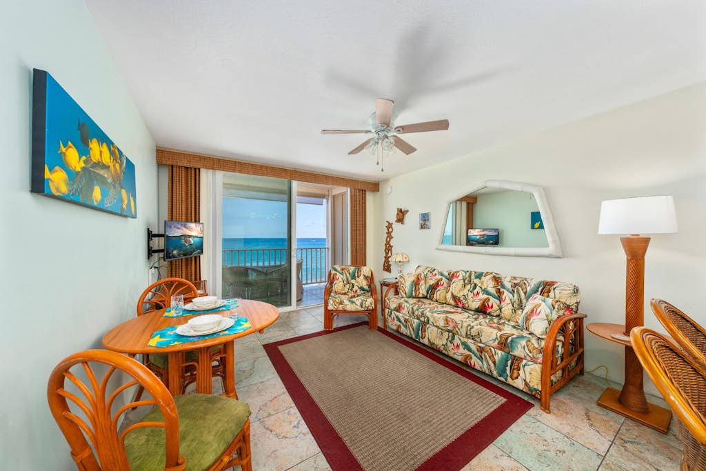 🐳 Newly Renovated Oceanfront Condo in Kona! 🌅 - Hale Kona Kai 302