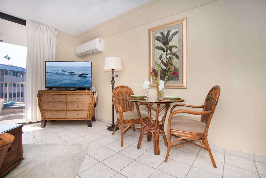 Newly Renovated Ocean View Condo 🐳 Stunning Views From The Lanai! 🌅 Kona Reef E-22