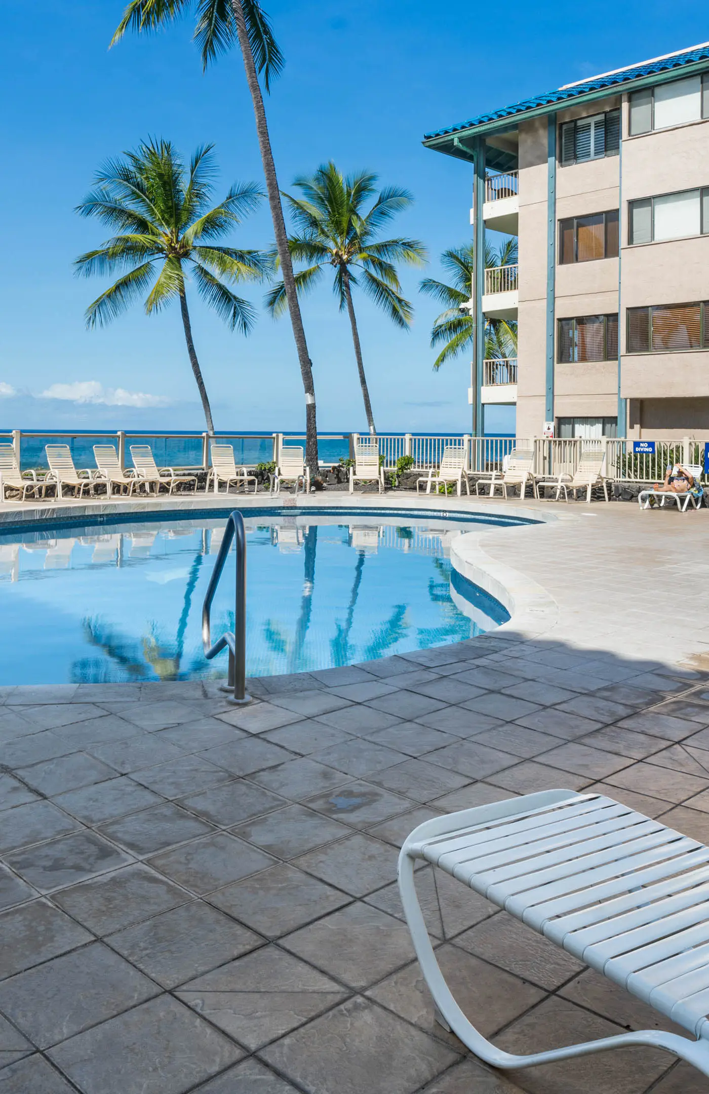 Kona Reef D-8