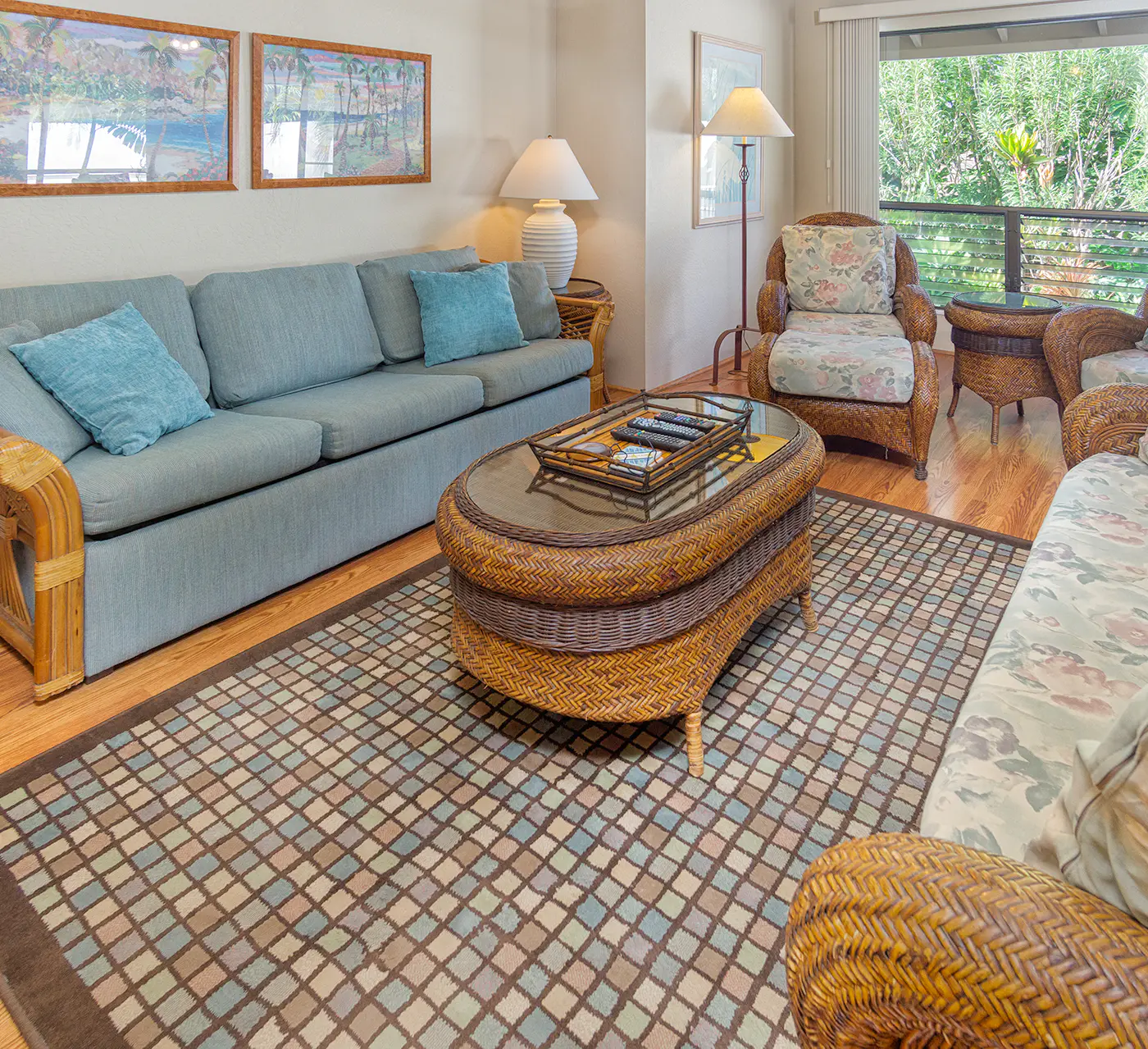 Hale Naniloa - White Sands Beach Home