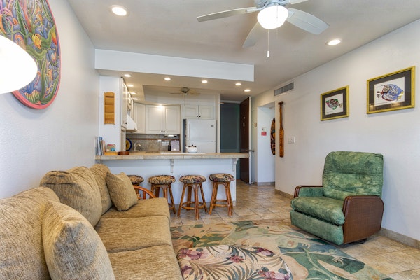 Superb Oceanfront π Condo Over The Lagoon Garden! πΊ Hale Kona Kai 411